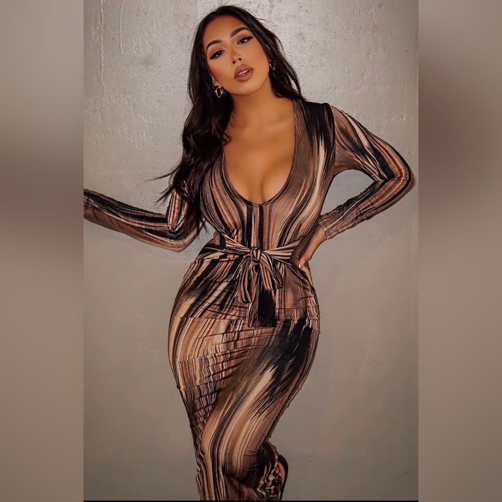 Chocolate Browns Long Sleeve Stretch Maxi Dress XL (12) 🔥